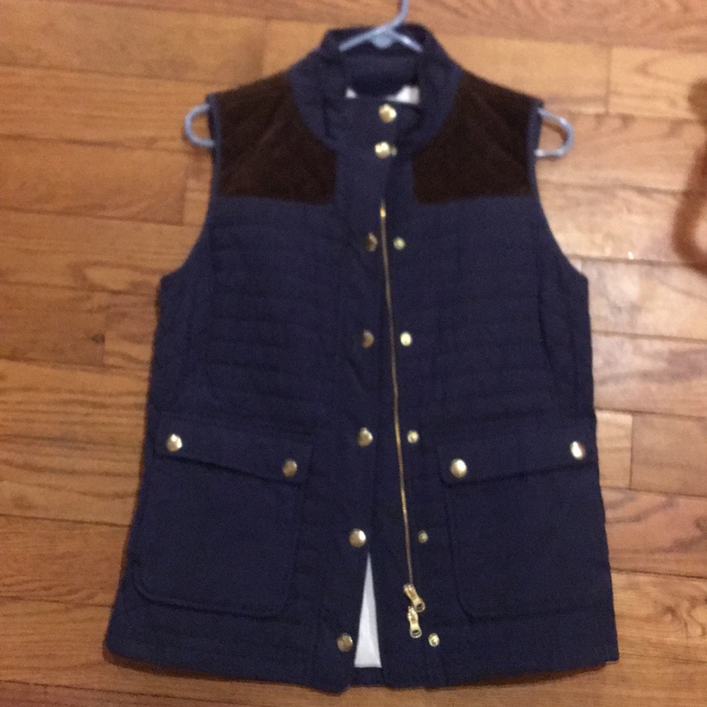 Vineyard vines quilted hunting vest